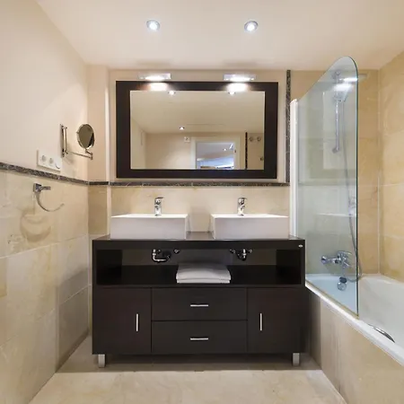 Apartment Sea Front By Interhome Torrox